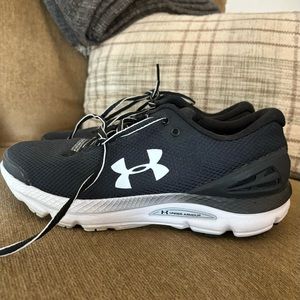 Women’s Under Armour Running Shoes